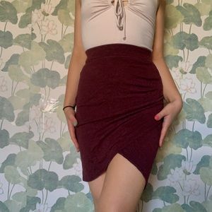 Aritzia Wilfred Free Burgundy Bodycon Skirt💋